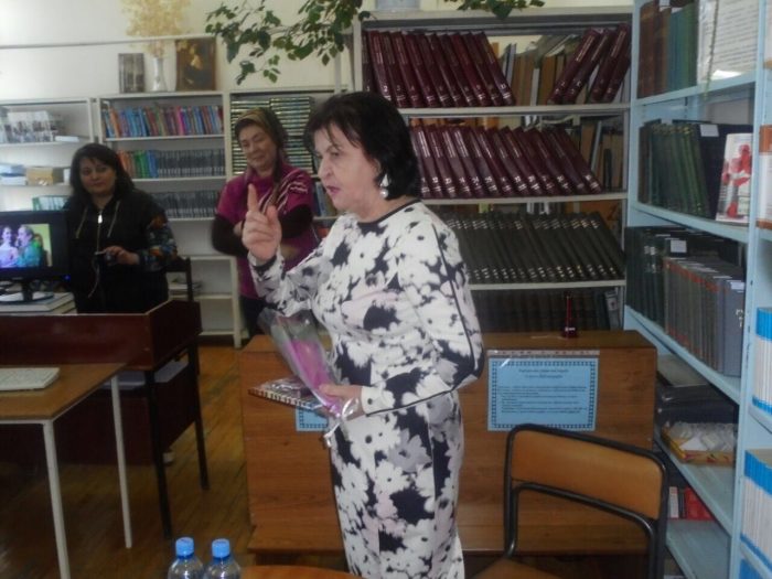 Cтуденты Педагогического института встретились с поэтом-песенником Виндижевой Марией Николаевной