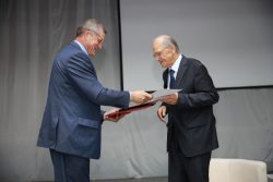 В университете отпраздновали юбилей доктора физико-математических наук Хазратали Хоконова   