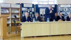 Ректор КБГУ поздравил директора Национальной библиотеки КБР им. Т. К. Мальбахова  с 80-летием