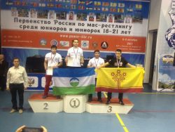Сотрудник университета победил на первенстве России по мас-рестлингу