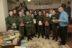1000 экземпляров книг в дар кадетам от КБГУ
