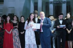 Вручение красных дипломов в КБГУ 2018
