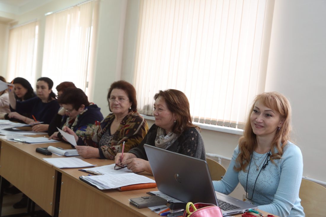 Педколледж кбгу. Педколледж Нальчик преподаватель Зарема. Фото учителя педколледжа 4 СПБ. Костюм педагога XXI-го века глазами студентов.