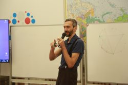 Алексей Савватеев провел очередное занятие в школе «Яматематик» в КБГУ