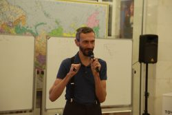 Алексей Савватеев провел очередное занятие в школе «Яматематик» в КБГУ