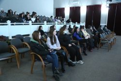 В КБГУ познакомились с творчеством художника Уильяма Кентриджа