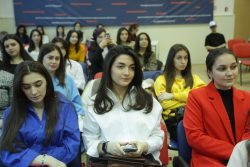 В КБГУ обсудили вопросы правоотношений в семье