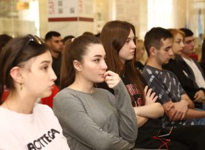 Студенты КБГУ из первых уст узнали правду о событиях на Донбассе