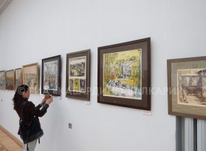 7 февраля в 16:00 в Национальном музее КБР состоится открытие персональной выставки Русалана Канокова «Движение цвета»
