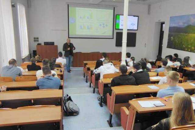 Лекции ученого КБГУ в Ставропольском аграрном университете