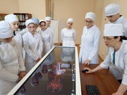 «Профориентация в профессии» - экскурсия студентов на медицинский факультет КБГУ