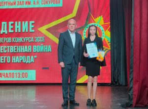 В КБГУ наградили победителей и призеров олимпиад и конкурса эссе на родных языках