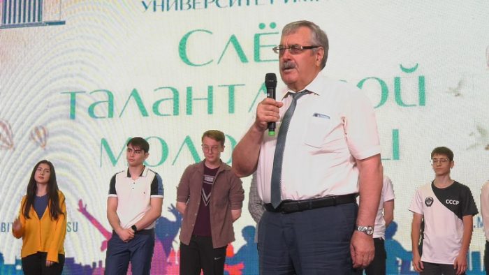 В КБГУ наградили победителей и призеров университетских олимпиад и конкурсов