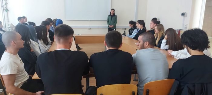 Исторический час ко Дню адыгов в библиотеке КБГУ