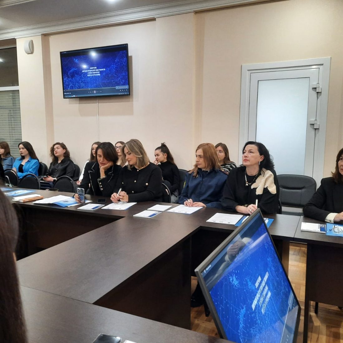 Зал общественных инициатив КБГУ. Северо кавказский юридический