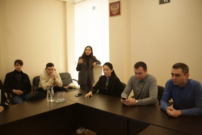 В КБГУ прошла встреча министра по делам молодежи КБР и коллектива ММЦ  со стуактивом вуза