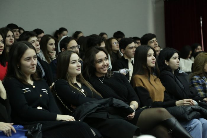 В КБГУ прошла презентация совместного образовательного интенсива «XVI Молодежной бизнес-школы Деловой России» и «II Региональной стартап-школы «Бизнес 07»