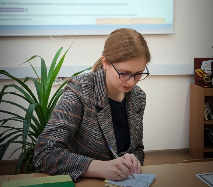 В библиотеке КБГУ прошла встреча с представителем Образовательной платформы «ЮРАЙТ»