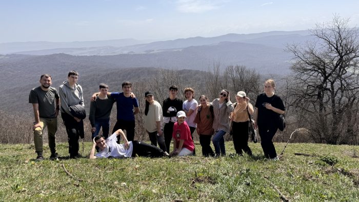 Студенты ИМТиИГ КБГУ совершили восхождение на гору Нартия