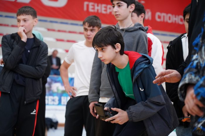 В КБГУ прошел турнир по управлению БПЛА – 2024. Свыше 50 школьников и студентов стали участниками соревнований