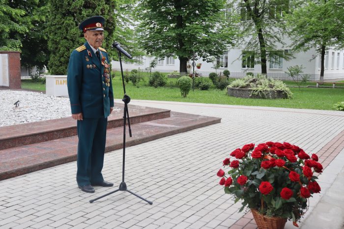 В День Победы в КБГУ почтили память героев Великой Отечественной войны