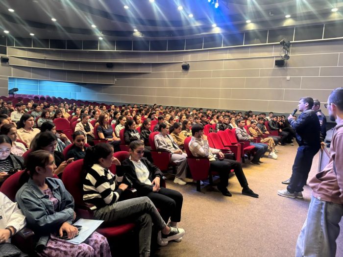 Göç kaydı hakkında bilmeniz gereken her şey: KBSU'nun yabancı öğrencileri için sohbet