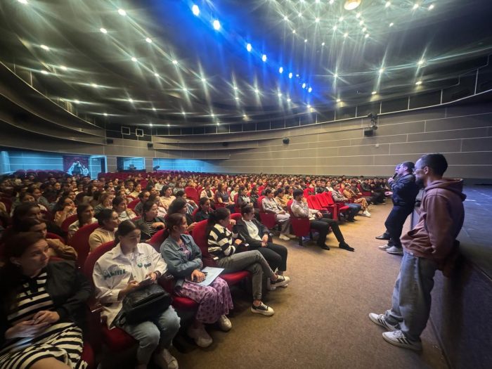 Göç kaydı hakkında bilmeniz gereken her şey: KBSU'nun yabancı öğrencileri için sohbet