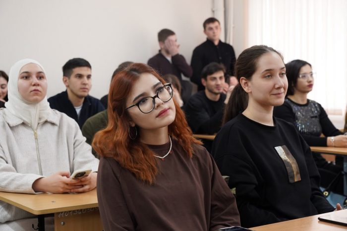 Сотрудники НИУ ВШЭ в рамках программы двойных дипломов проводят в КБГУ очную осеннюю школу