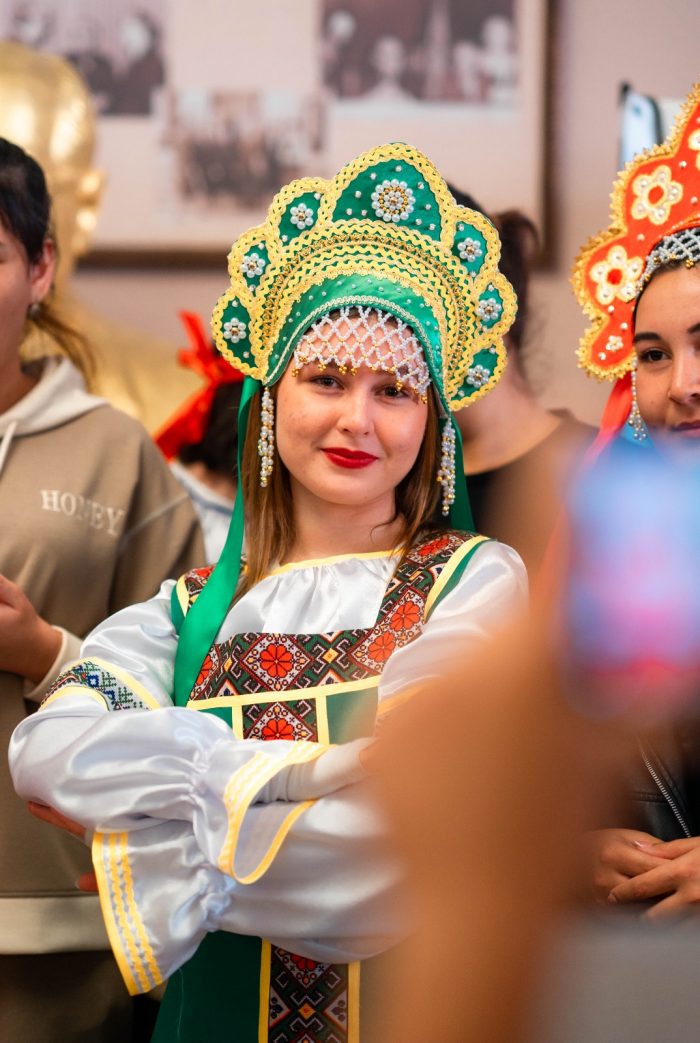 В честь Дня народного единства в КБГУ прошла масштабная выставка национальных подворий