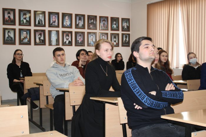 Молодые исследователи КБГУ прошлись по тропам истории Северного Кавказа на конференции во Владикавказе