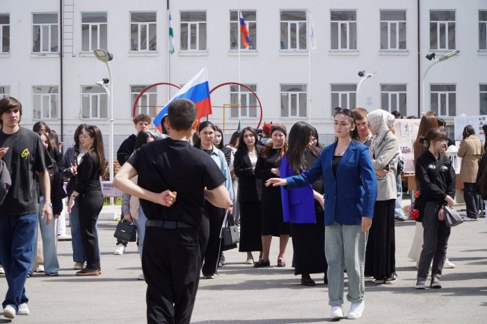 «Поступай правильно»: КБГУ помог школьникам определиться с будущим
