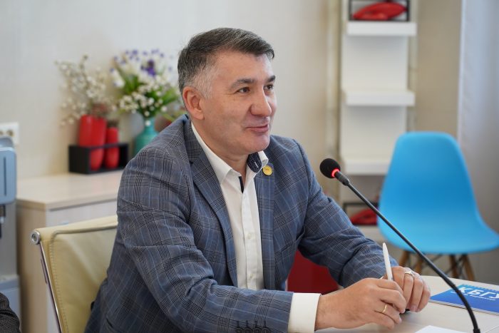 В КБГУ отметили День славянской письменности и культуры и День филолога