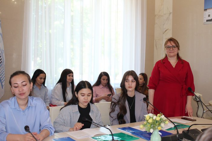 В КБГУ отметили День славянской письменности и культуры и День филолога