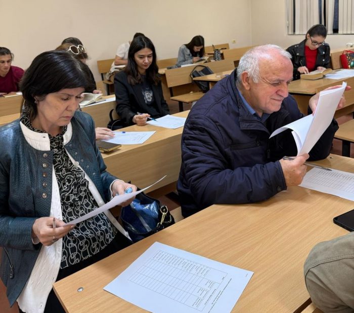 В КБГУ прошла олимпиада по английскому языку в честь 80-летия Победы