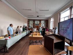 В институте математики и естественных наук КБГУ состоялись защиты бакалаврских, магистрантских и научно-квалификационных работ по биологии