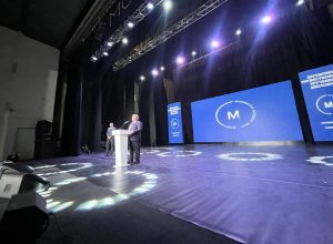 В Доме молодежи в Нальчике состоялась торжественная церемония вручения дипломов выпускникам Медицинской академии КБГУ В Доме молодежи в Нальчике состоялась торжественная церемония вручения дипломов выпускникам Медицинской академии КБГУ