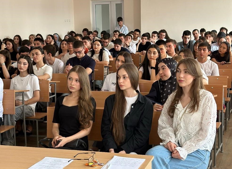 ИПЭиФ КБГУ распахнул двери для студентов-первокурсников