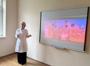 Открытое занятие по теме: «Основные этапы развития отечественной медицины и фармации» Открытое занятие по теме: «Основные этапы развития отечественной медицины и фармации»