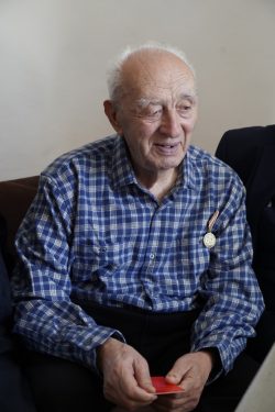 В КБГУ поздравили с 90-летием Мурата Хажисмеловича Понежева