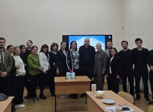 В ИМТиИГ провели круглый стол ко Всемирному дню туризма