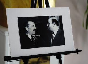 К 108-летию Кайсына Кулиева: в КБГУ открылась фотовыставка «На мир смотрите добрыми глазами»