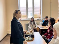 В лабораториях ИМиЕН и ЦКП «Генетика и селекция им. М.К. Керефовой» обучающиеся общеобразовательных школ познают увлекательный мир молекулярной биологии