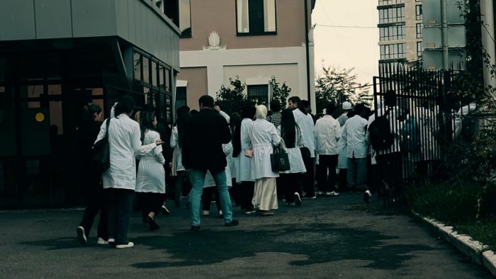 В КБГУ прошли учения по действиям при обнаружении взрывного устройства