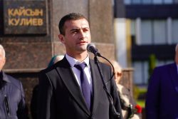 «Мир и радость вам, живущие»: студент КБГУ представил фильм о Кайсыне Кулиеве «Мир и радость вам, живущие»: студент КБГУ представил фильм о Кайсыне Кулиеве