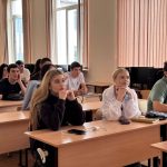 Студенты первого курса ИМТиИГ прошли обучение по туристскому снаряжению