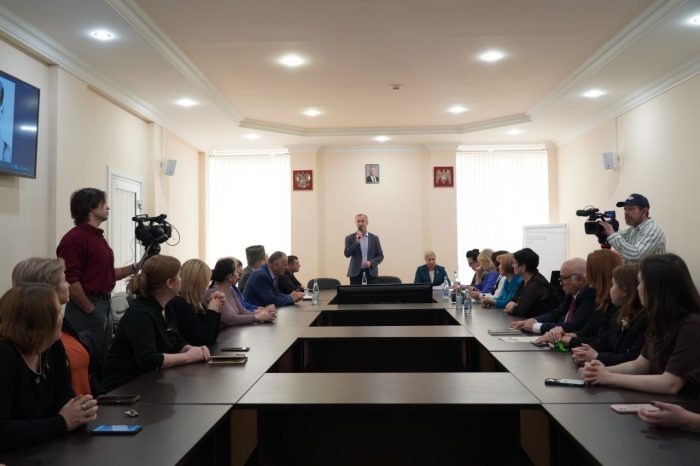 «Творчество Али Шогенцукова в контексте времени», приуроченный к 125-летию со дня рождения выдающегося кабардинского поэта и писателя: круглый стол в КБГУ