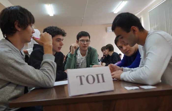 В КИТиЭ КБГУ прошла республиканская интеллектуально - развлекательная игра «Покоряем Айти Мир»