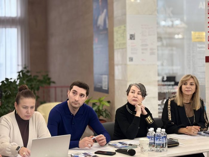 Акселератор (5)