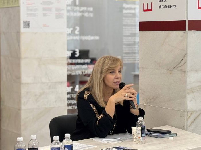 Акселератор (8)