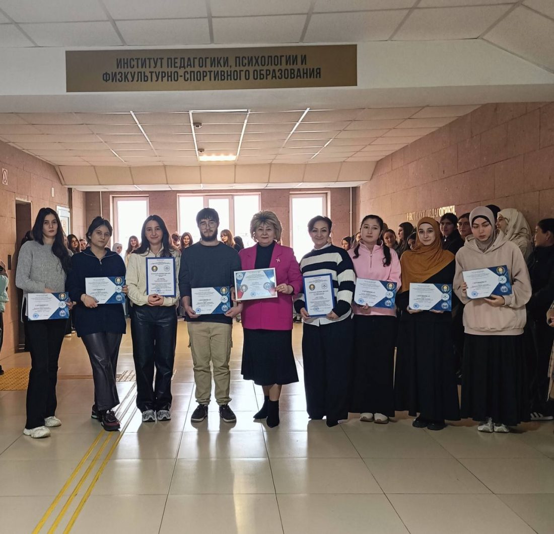 Делегация студентов и преподавателей отправилась по местам боевой славы в Луганскую Народную Республику (ЛНР)